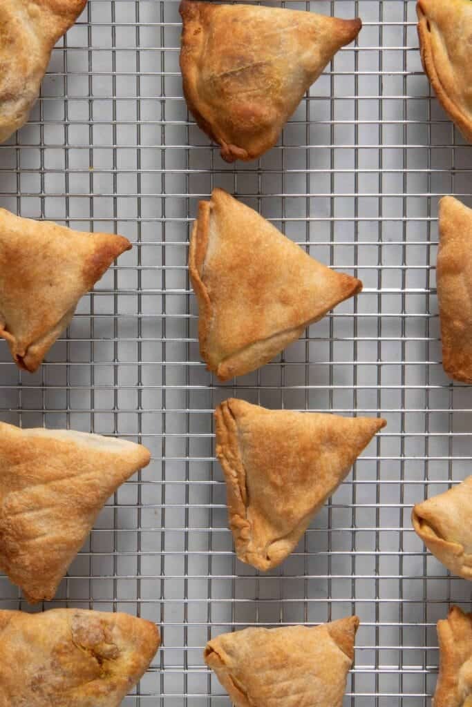 Noticed no difference between the air fryer samosa and the baked samosa - so try either version!