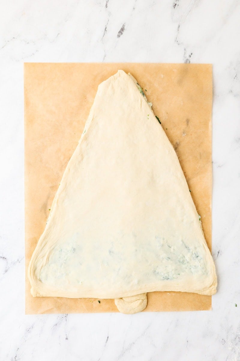 Filled Christmas tree dough.