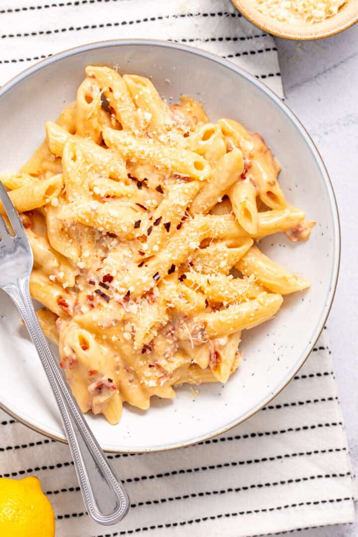 Creamy Vegan Sun-Dried Tomato Pasta