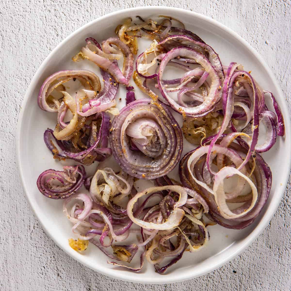 Roasted Red Onions (Ready in 30 Minutes!) - Urban Farmie