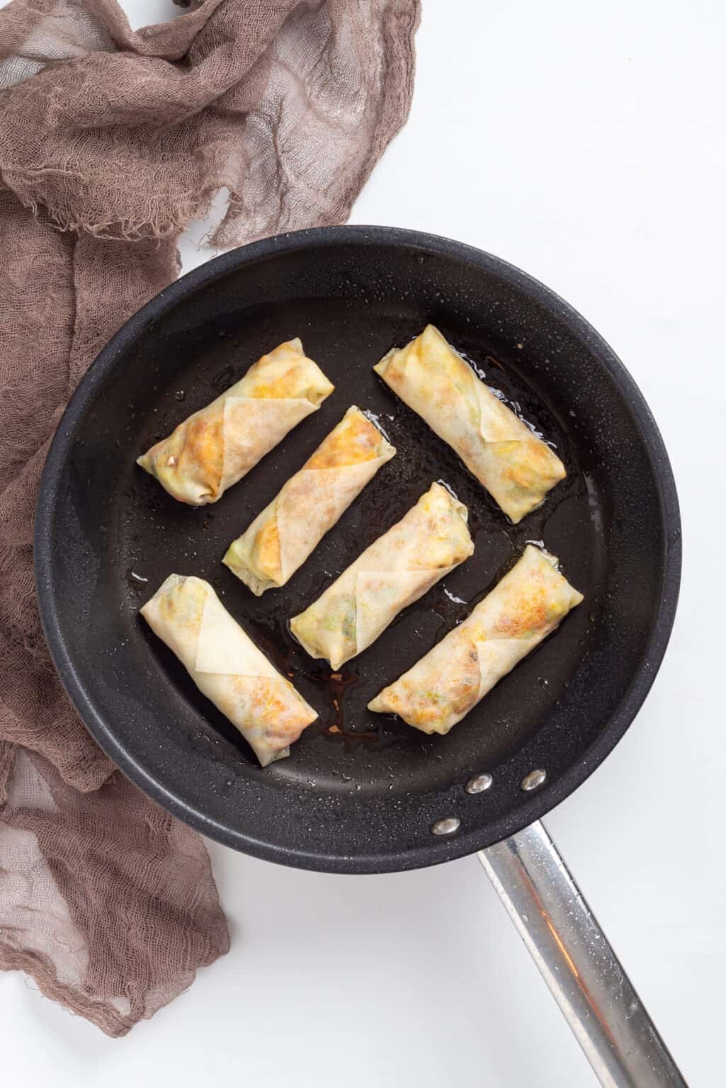 Easy 20 Minute Vegan Egg Rolls