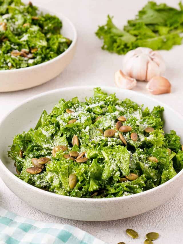50+ Kale Salad Recipes (+ Tips!)