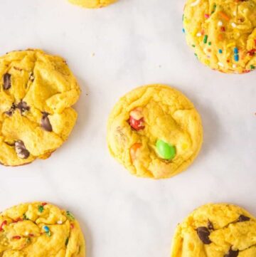Yellow-Cake-Mix-Cookies-Featured-Close-Up